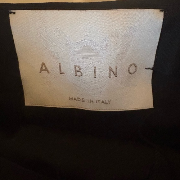 Elegant Black Tiered Skirt - Picture 2 of 2